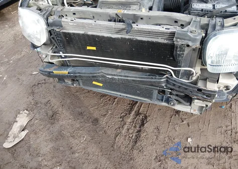 2004 Ford Escape Xlt from USA, damaged, VIN 1FMYU93104KA31349